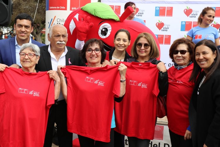 ADULTOS MAYORES DE LA SERENA CELEBRARON SU DÍA BAILANDO POR UNA MEJOR CALIDAD DE VIDA