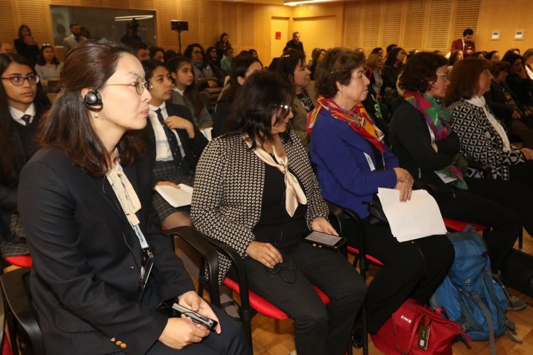 ÚLTIMO DIÁLOGO CIUDADANO DE APEC MUJERES ABORDÓ EL ROL FEMENINO EN LA ASTRONOMÍA