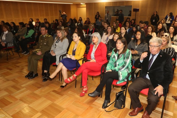 ÚLTIMO DIÁLOGO CIUDADANO DE APEC MUJERES ABORDÓ EL ROL FEMENINO EN LA ASTRONOMÍA