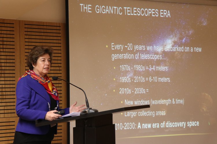 ÚLTIMO DIÁLOGO CIUDADANO DE APEC MUJERES ABORDÓ EL ROL FEMENINO EN LA ASTRONOMÍA