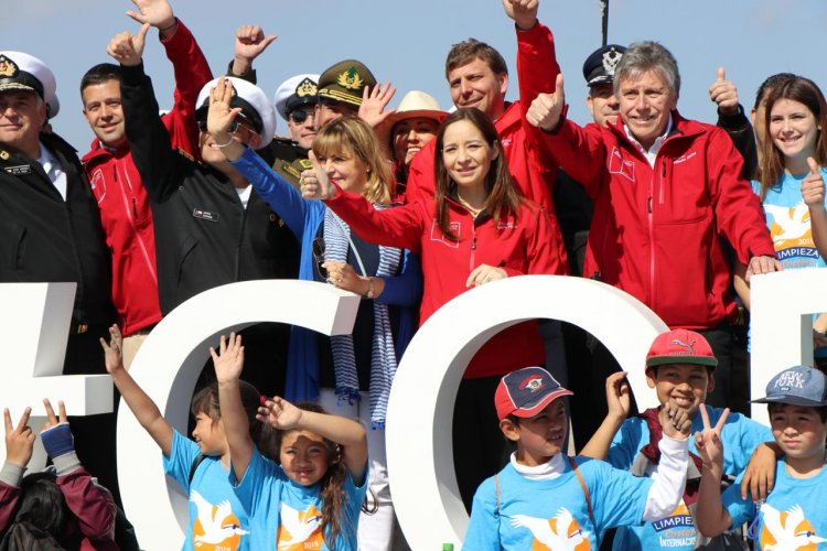 REGIÓN DE COQUIMBO SE PREPARA PARA COP 25 CON LIMPIEZA MASIVA DE PLAYAS Y MÚSICA