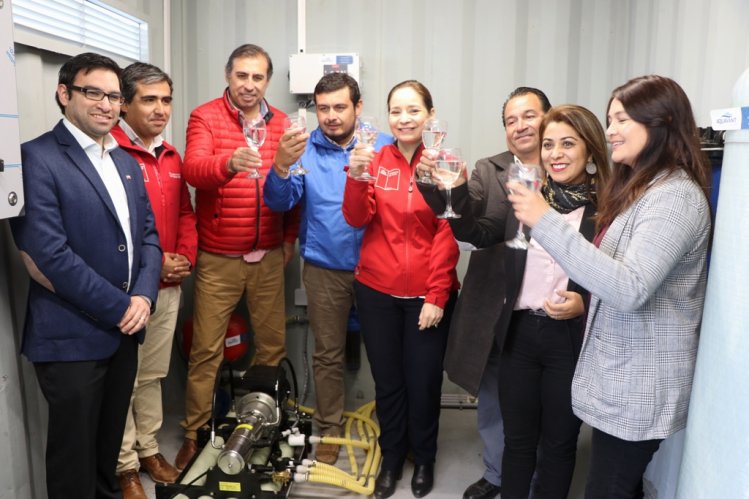 PESCADORES DE LA HIGUERA MEJORAN SUS CONDICIONES DE TRABAJO CON NUEVA PLANTA DE OSMOSIS INVERSA