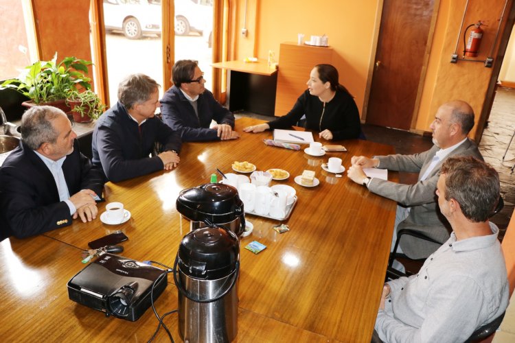 GREMIO CONSTRUCTOR SE SUMA AL TRABAJO PARA PROMOVER LA RECONSTRUCCIÓN