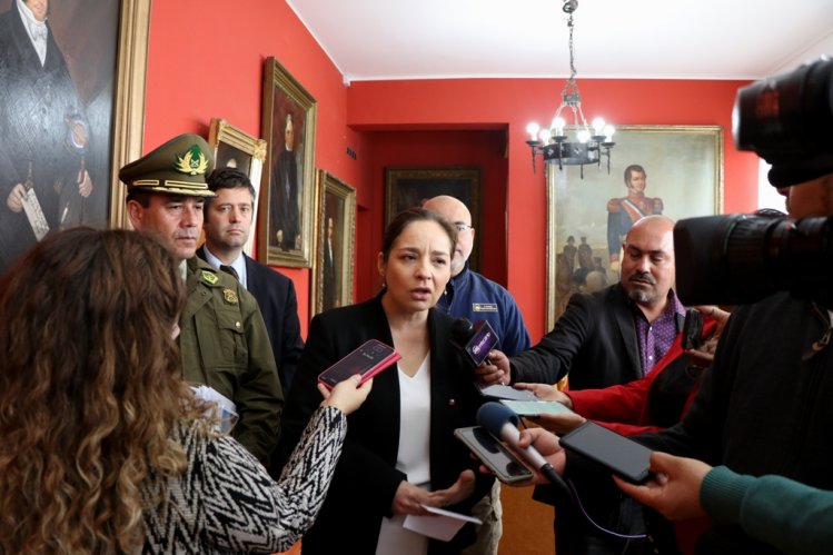 SE REITERAN DAÑOS A EDIFICIOS PÚBLICOS Y MÁS DE 30 DETENIDOS EN NUEVA JORNADA DE MOVILIZACIONES