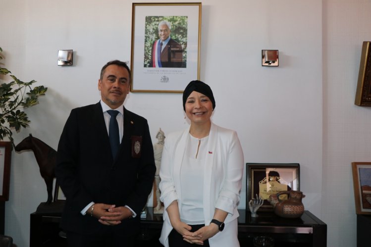 INTENDENTA LUCÍA PINTO SE REÚNE CON NUEVOS ALTOS MANDOS POLICIALES