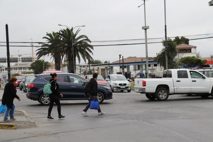 ANUNCIAN RECONSTRUCCIÓN DE SEMÁFOROS, SEÑALÉTICAS Y CÁMARAS DE VIGILANCIA PARA NORMALIZAR EL TRANSITO