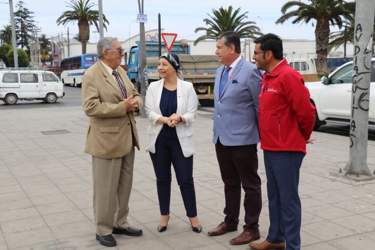 ANUNCIAN RECONSTRUCCIÓN DE SEMÁFOROS, SEÑALÉTICAS Y CÁMARAS DE VIGILANCIA PARA NORMALIZAR EL TRANSITO