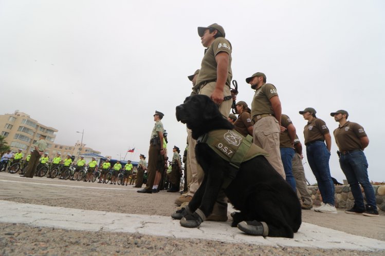 CARABINEROS DISPONDRÁ DE 300 FUNCIONARIOS PARA SERVICIOS DE VERANO