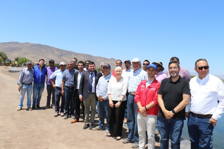 ENTREGAN BONOS DE RIEGO POR MÁS DE $136 MILLONES A REGANTES DE LA PROVINCIA DEL LIMARÍ