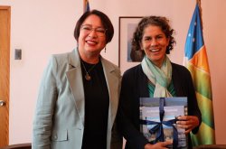 Gobernadora y ministra de Medio Ambiente se reúnen para abordar estrategias de desarrollo sustentable en la región