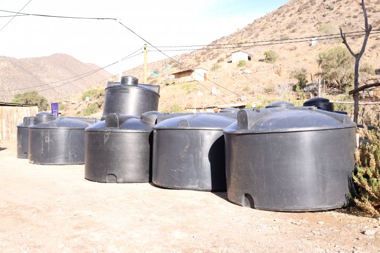 GOBIERNO REGIONAL ENTREGA AYUDAS DE EMERGENCIA HÍDRICA PARA VECINOS DE LAS LOCALIDADES RURALES DE ANDACOLLO