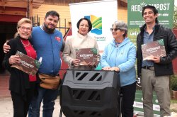 GOBERNADORA KRIST NARANJO CONMEMORÓ EL DÍA MUNDIAL DEL MEDIO AMBIENTE CON BENEFICIARIOS DEL PROYECTO COMPOSTERAS FINANCIADO POR EL GOBIERNO REGIONAL