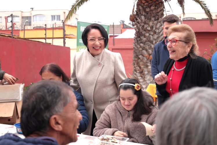 GOBERNADORA KRIST NARANJO CONMEMORÓ EL DÍA MUNDIAL DEL MEDIO AMBIENTE CON BENEFICIARIOS DEL PROYECTO COMPOSTERAS FINANCIADO POR EL GOBIERNO REGIONAL