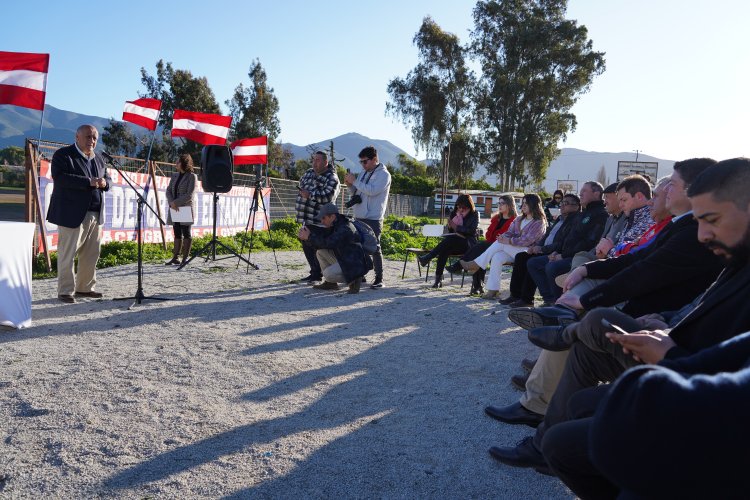 Comunidad de El Tambo celebra inversión de $1.500 millones para complejo deportivo