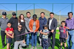 Inauguran cancha de $78 millones para la comunidad de Canela Baja