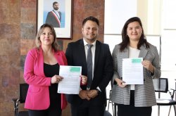 Reactivan convenio de apoyo a la pequeña minería con firma del Gobernador Regional y Subsecretaria de Minería