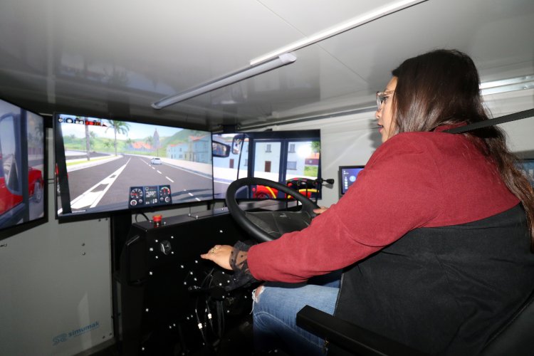 25 mujeres se preparan para liderar nueva flota de buses eléctricos en La Serena y Coquimbo