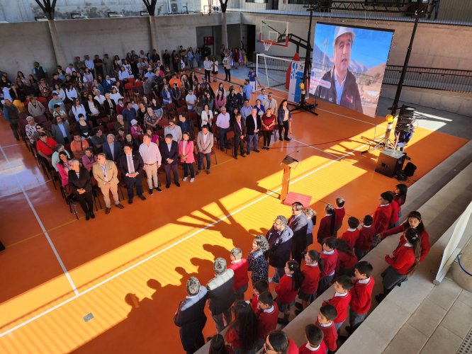 Canela celebra la inauguración de su nueva Escuela Básica