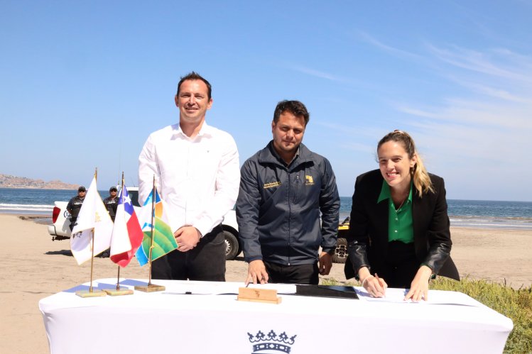 Firman convenios para proyectos que reforzarán seguridad en el borde costero de La Serena y Coquimbo