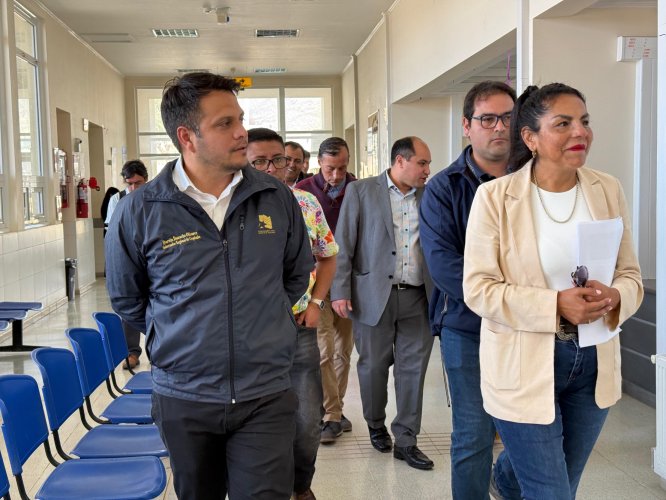 Gobernador revisa en terreno importantes proyectos para el desarrollo de La Higuera