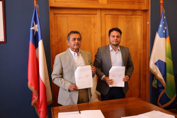 Se firman tres importantes proyectos para la comuna de Punitaqui