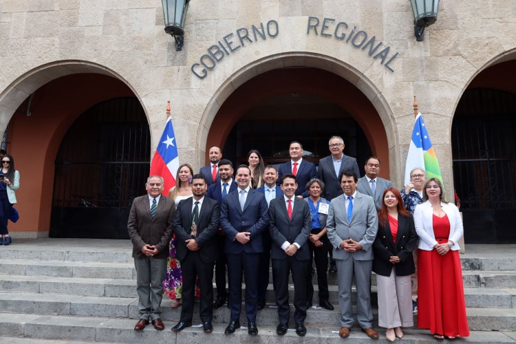 Gobernador y consejeros regionales para el período 2025-2029 asumieron en masivo acto ciudadano