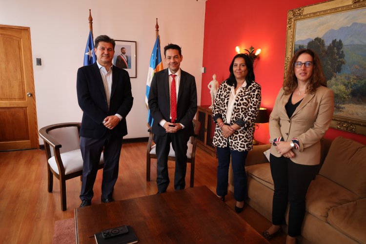 Gobierno Regional y Minera Los Pelambres refuerzan lazos para el desarrollo de la región