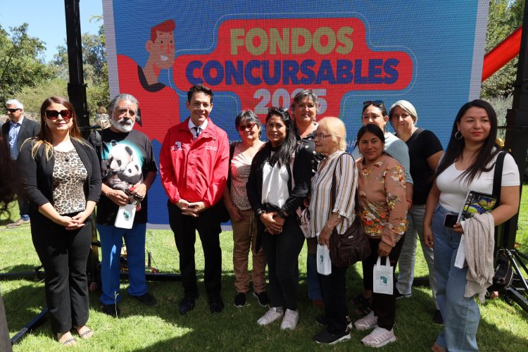 Organizaciones sociales ya pueden postular a los más de $3.700 millones de los Fondos Concursables 2025 del GORE