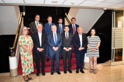 Gobernador Cristóbal Juliá impulsa agenda de integración y gestión administrativa en reuniones claves en Santiago