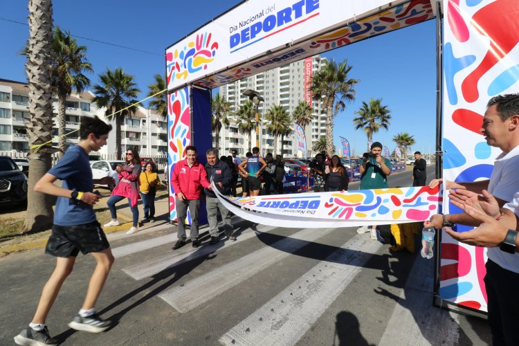 Coquimbo celebró el Día Nacional del Deporte con una gran corrida familiar