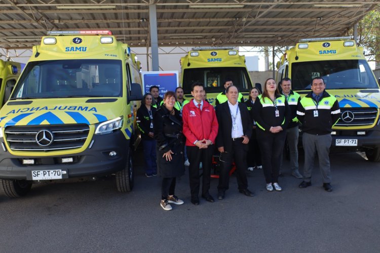 Gobierno Regional entrega 3 ambulancias SAMU para La Serena, Coquimbo e Illapel