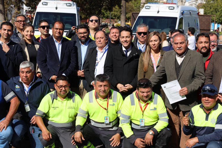 Gobierno Regional refuerza red de salud con entrega de 14 nuevas ambulancias en la región