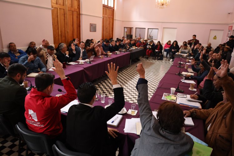 Mesa Regional de Desarrollo Rural: avanzan acuerdos en electrificación, vialidad y desarrollo productivo campesino