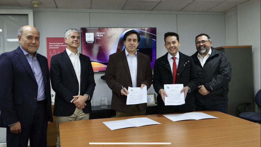 Gobierno Regional y Econssa firman acuerdo estratégico para enfrentar la escasez hídrica en la región