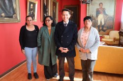 Trabajan agenda conjunta con feriantes de Las Compañías para mejorar condiciones laborales y de infraestructura