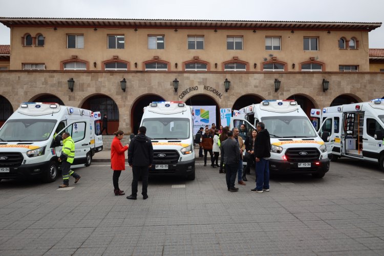 Gobierno Regional entrega nuevas ambulancias para centros de salud de Coquimbo