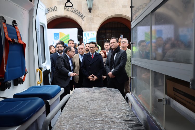 Gobierno Regional entrega nuevas ambulancias para centros de salud de Coquimbo