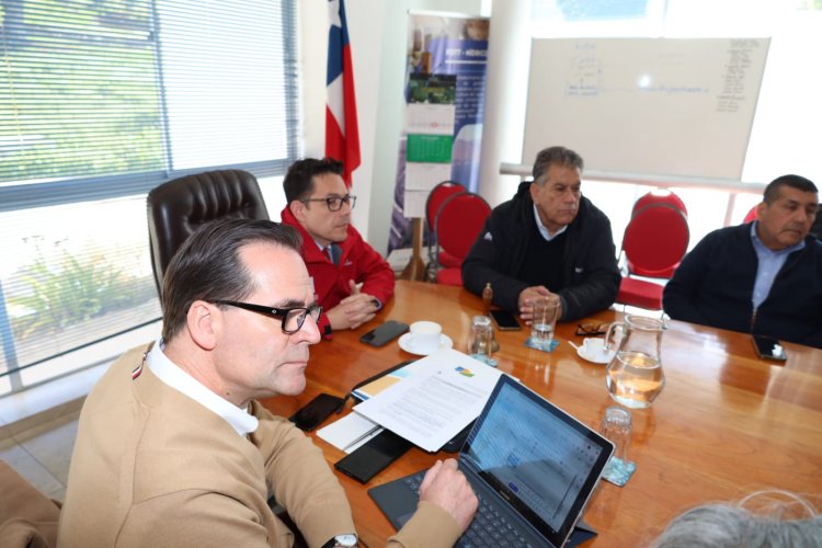Pozos profundos y estudios de tranques cordilleranos marcan hoja de ruta hídrica para Limarí