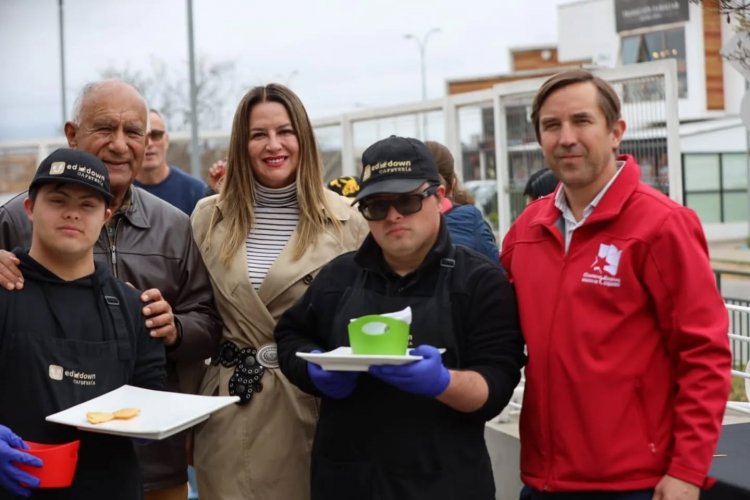 Familias celebran inauguración del nuevo programa de inclusión de Edudown La Serena