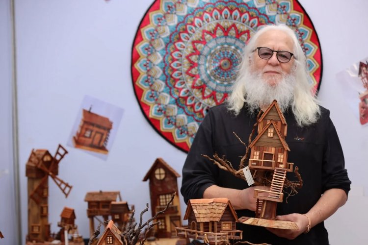 Artesanía con identidad mistraliana brilla en La Serena con el 1° Encuentro “Con Nuestras Manos”