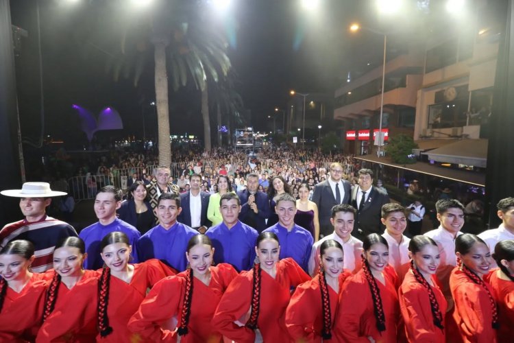 Gira cultural “Con Gabriela en el Corazón” reunió a más de 5 mil personas en La Serena, Ovalle e Illapel