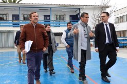 Gobernador Juliá compromete recursos con la educación pública de Andacollo y Coquimbo