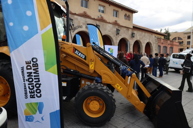 EQUIPAMIENTO CLAVE DEL GOBIERNO REGIONAL LLEGA EN PLENA EMERGENCIA
