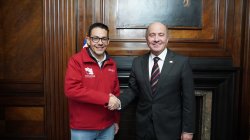 GOBERNADOR JULIÁ TRAS REUNIÓN CON MINISTRO QUIROZ: 