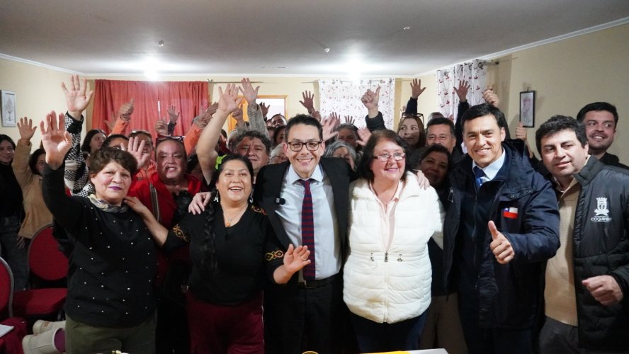 Vecinos de Villa Herradura Sur avanzan hacia una solución para acceso a agua potable y alcantarillado