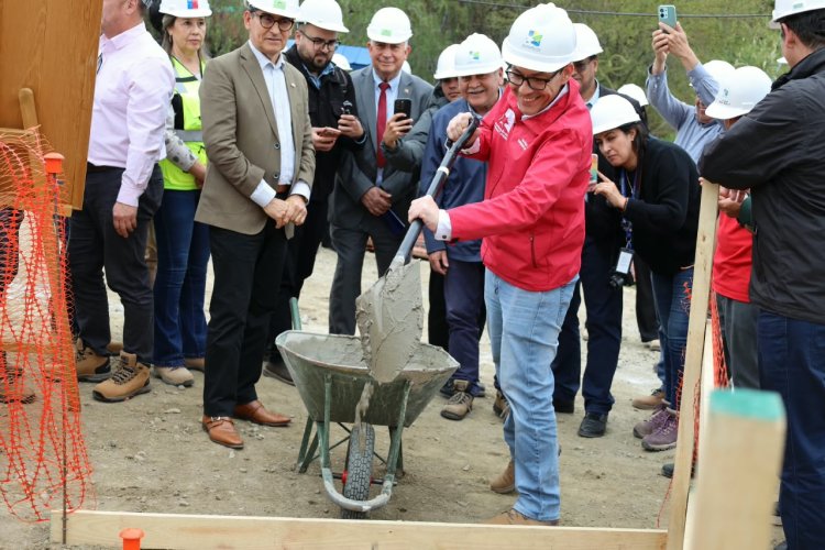 TRAS AÑOS DE ESPERA, REINICIAN OBRAS DE LA ESCUELA CONCENTRACIÓN FRONTERIZA DE TULAHUÉN