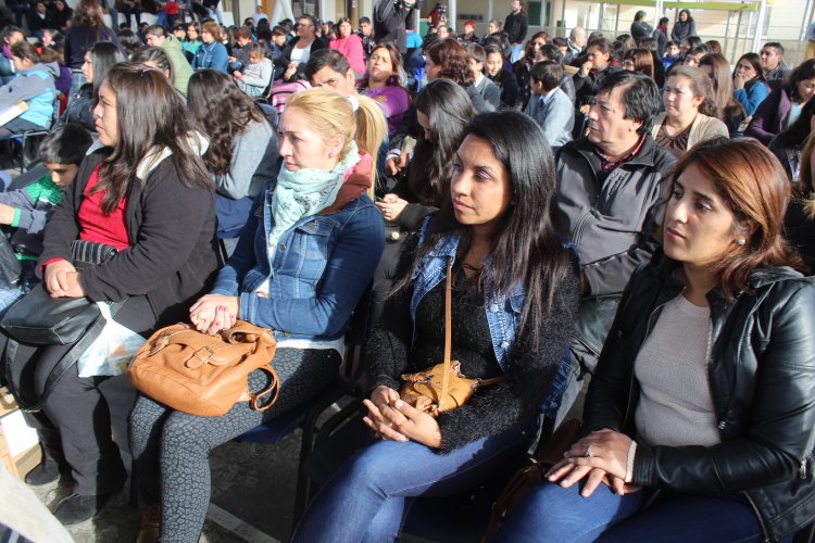JUNAEB ENTREGA MÁS DE 400 COMPUTADORES A NIÑOS Y NIÑAS DE LA PROVINCIA DEL CHOAPA
