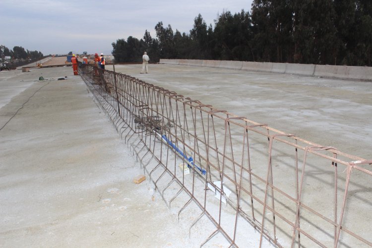 86% DE AVANCE PRESENTAN OBRAS DE LA DOBLE VÍA LA SERENA-VALLENAR 86% DE AVANCE PRESENTAN OBRAS DE LA DOBLE VÍA LA SERENA-VALLENAR