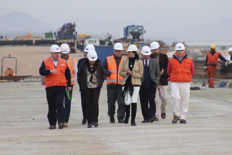 86% DE AVANCE PRESENTAN OBRAS DE LA DOBLE VÍA LA SERENA-VALLENAR 86% DE AVANCE PRESENTAN OBRAS DE LA DOBLE VÍA LA SERENA-VALLENAR