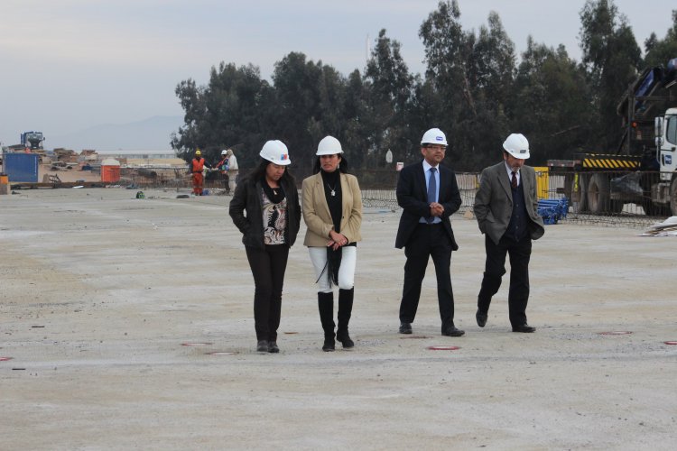 86% DE AVANCE PRESENTAN OBRAS DE LA DOBLE VÍA LA SERENA-VALLENAR 86% DE AVANCE PRESENTAN OBRAS DE LA DOBLE VÍA LA SERENA-VALLENAR